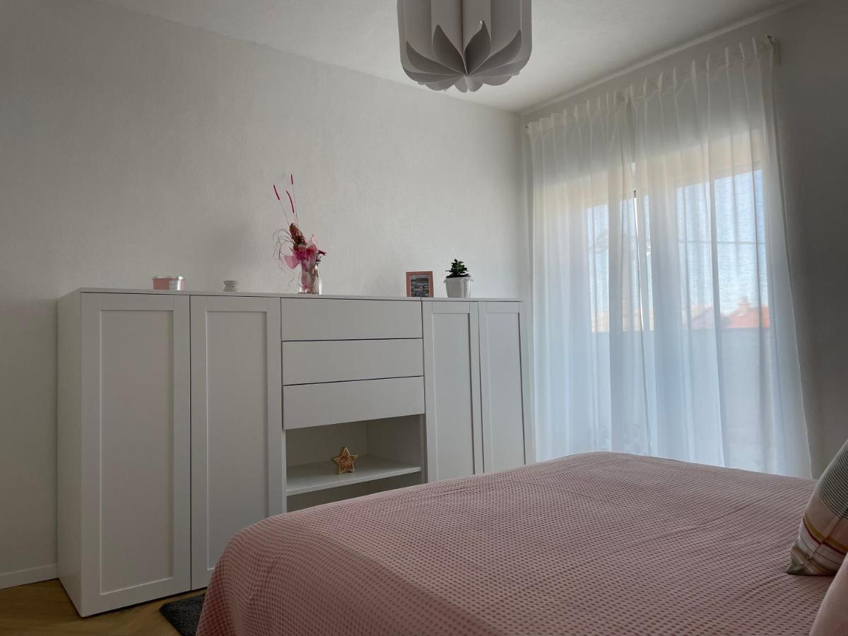 Apartment Marina เซนญ์ ภายนอก รูปภาพ