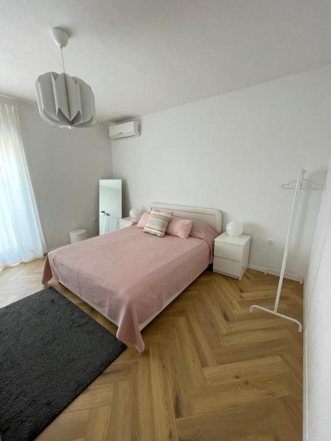 Apartment Marina เซนญ์ ภายนอก รูปภาพ
